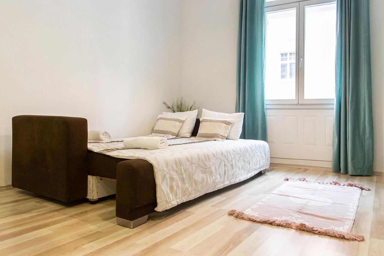 Real Apartments Semmelweis II Budapest Eksteriør billede